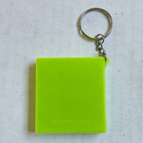 Pocket Tic Tac Toe Basic Fun Plastic Keychain Keyring Neon Lime Green - Picture 2 of 3